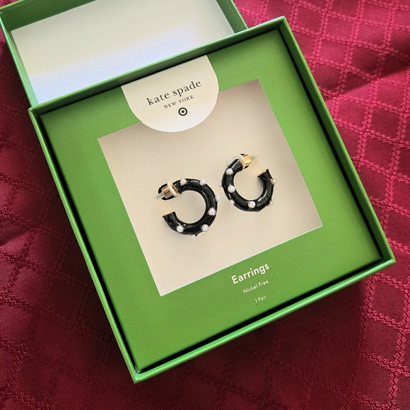 kate spade Jewelry - 🖤 NIB Kate Spade / Black & White Pearl Polka Dot Hoop Earrings